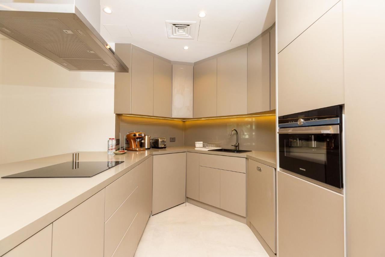 Hot Offer! Spacious 1br Palm Jumeirah With Riva Access Apartment *
