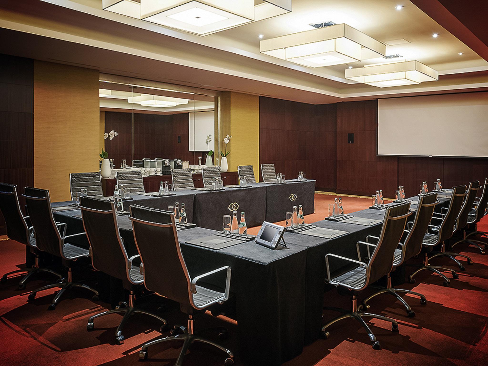 Sofitel Jumeirah Hotel