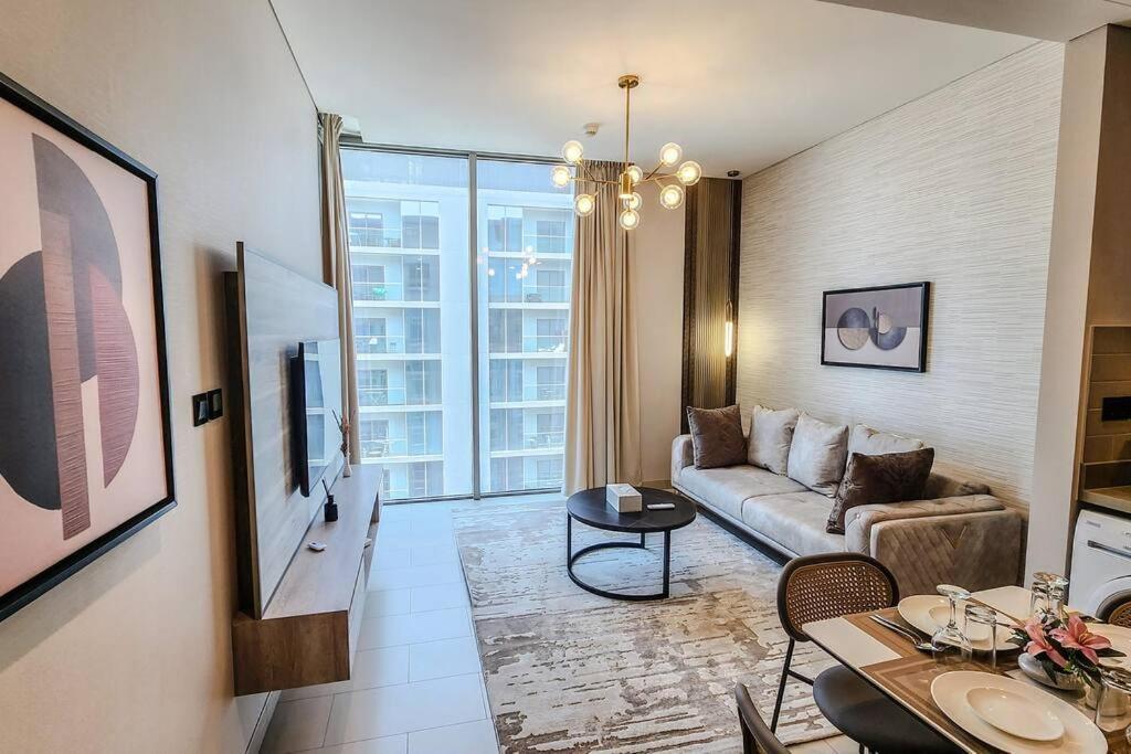 By Latinem Luxury 1br Cvr B3102 Near Burj Khalifa * Dubai