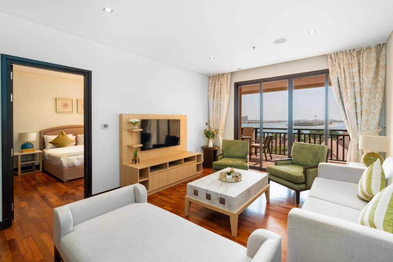 Lux I Palm Jumeirah I Palm Views *