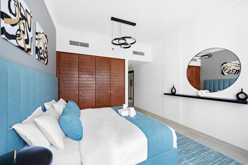 Stonetree - New Furnished 1br In V3 Tower * Dubai