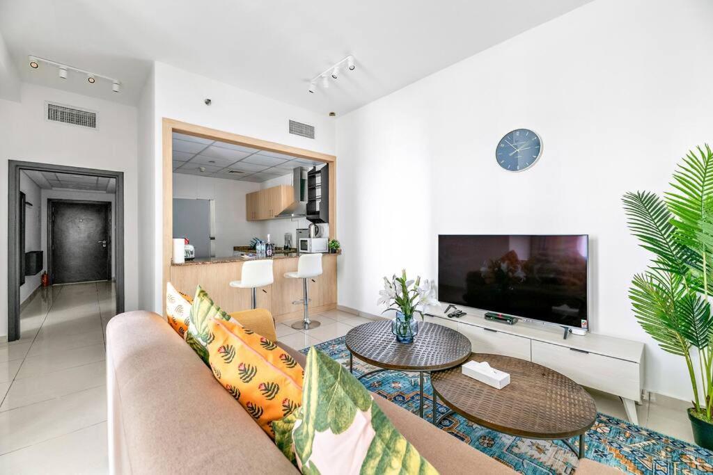 Stonetree - Furnished 1 Bedroom Near To Tram *