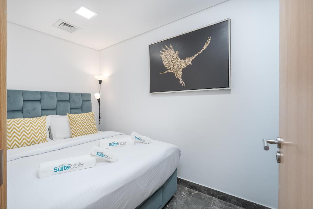 Modern Comfort In A Spacious - Suiteable Apartment Dubai