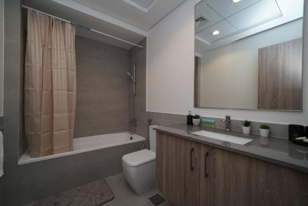 Apartment Spacious 1 Bedroom In Peaceful Community Dubai