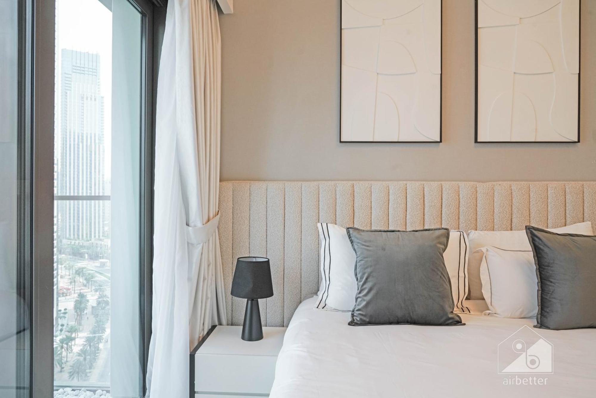 Luxurious At Burj Crown Downtown Apartment