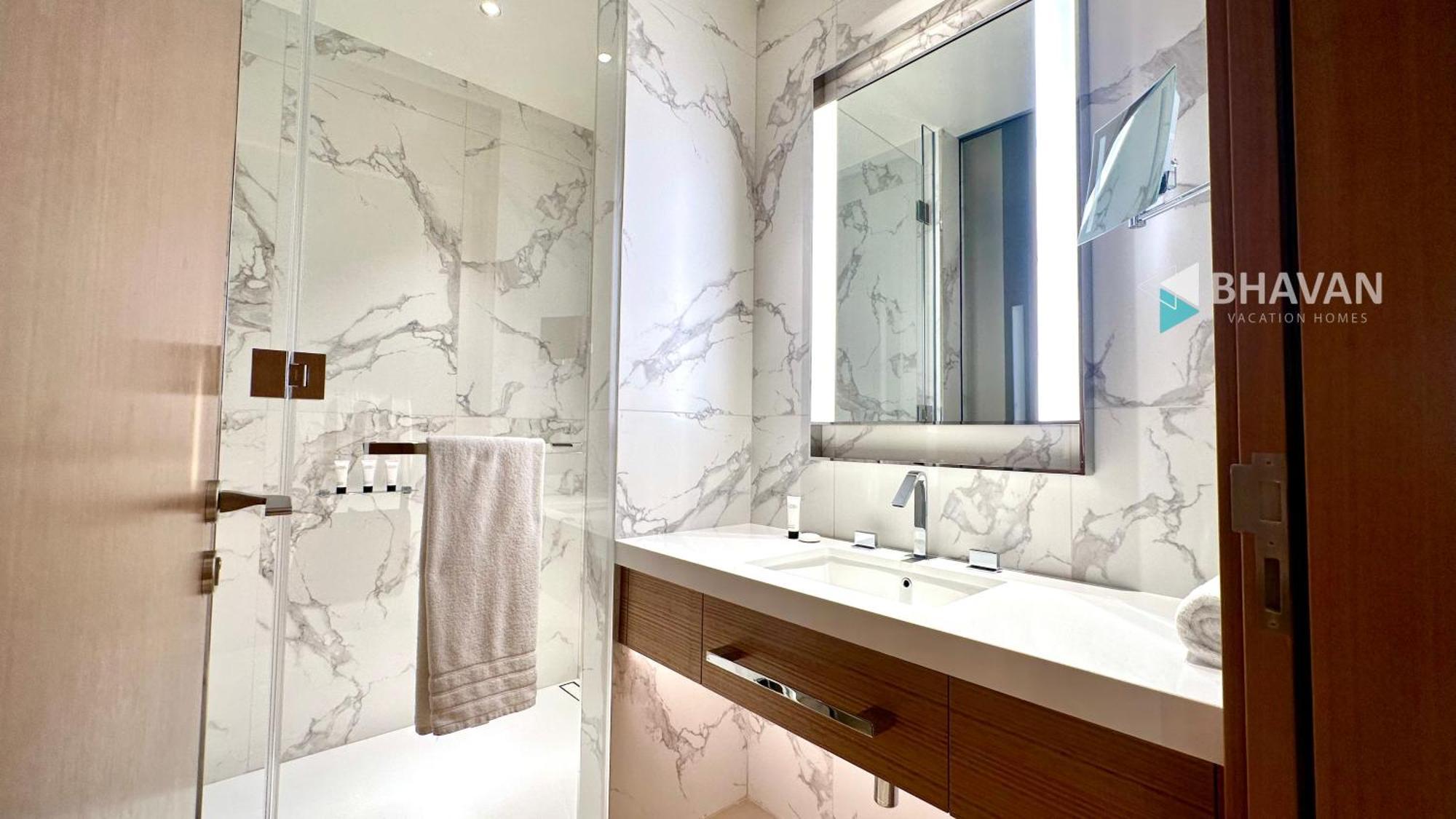 Luxury 2br In Downtown By Bhavan By Bhavan Apartment