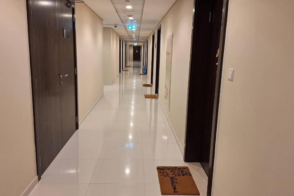 Apartment Damac Dream With King Bed-high Floor-golf View Dubai