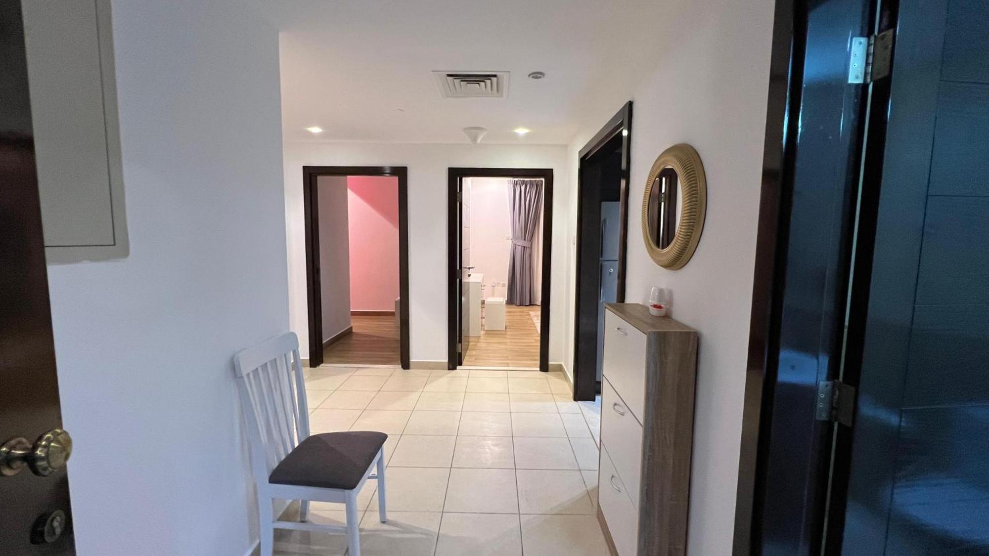 Apartment Premium Marina Two Bedroom With Sea View - Family Only