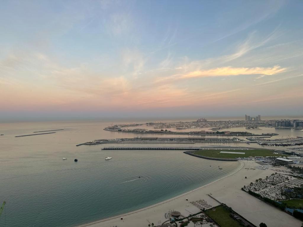View Marina Host