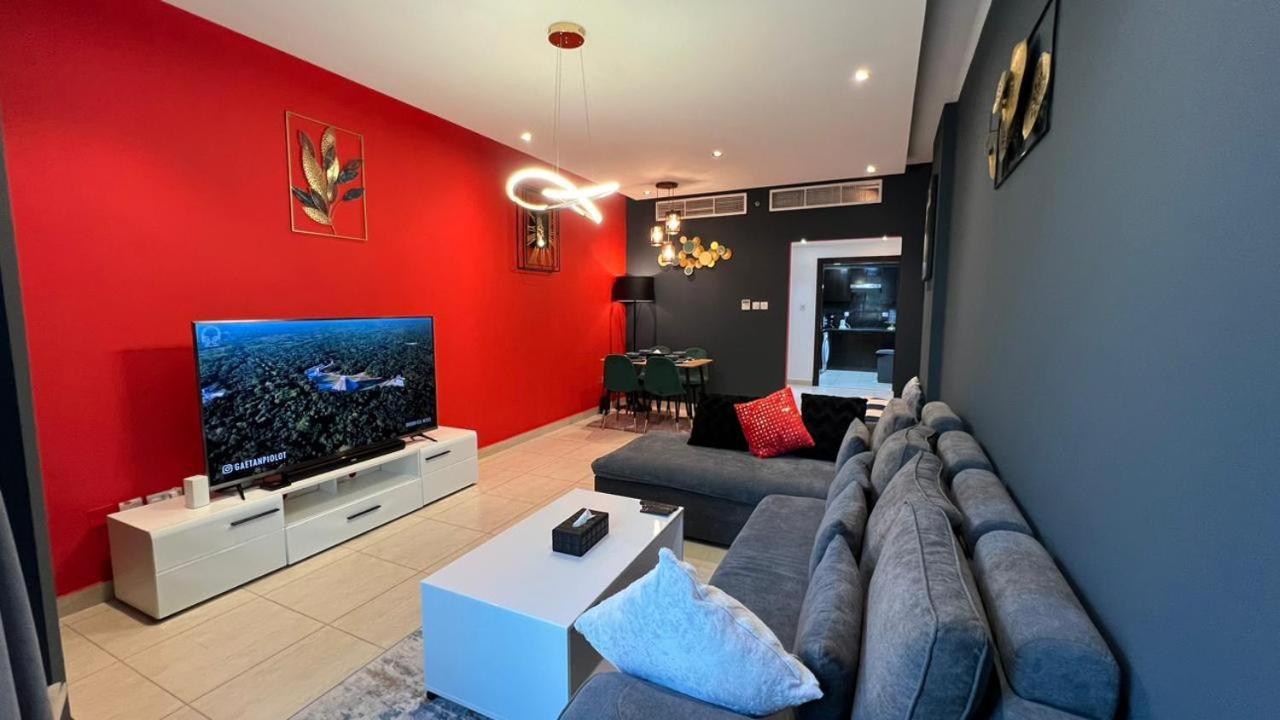 Premium Marina Two Bedroom With Sea View - Family Only Apartment Dubai