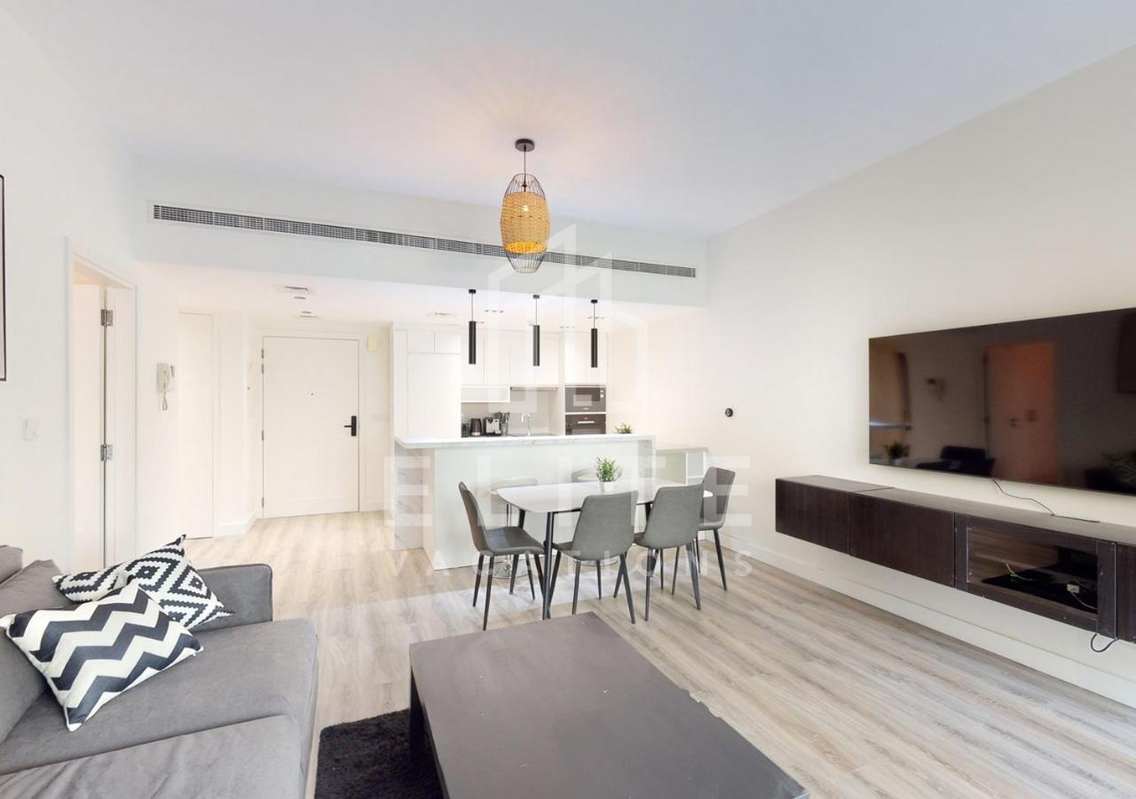 Apartment Fully Upgraded 1bd Large Terrace And Extra Sofa Bed *