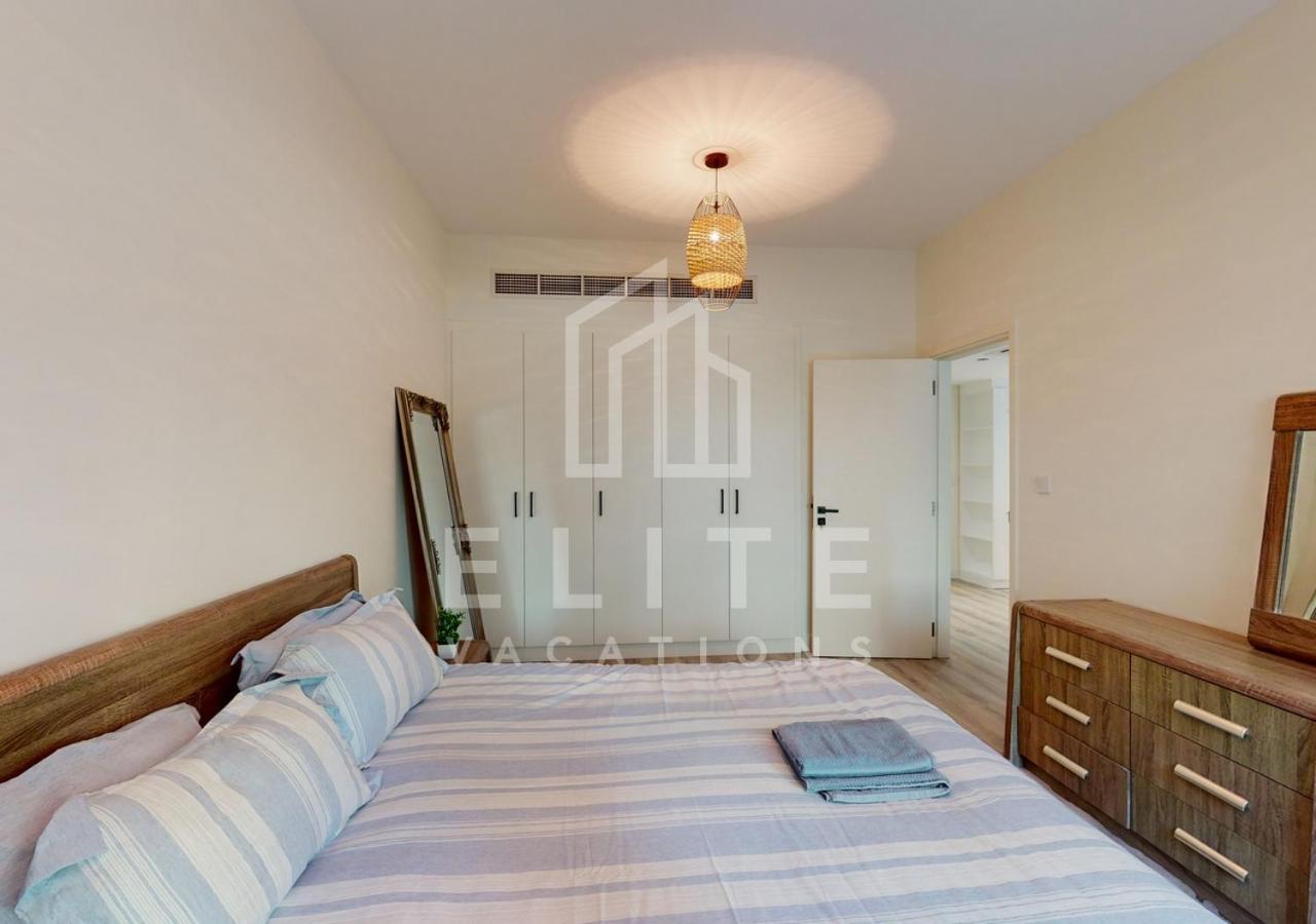 Fully Upgraded 1bd Large Terrace And Extra Sofa Bed * Dubai