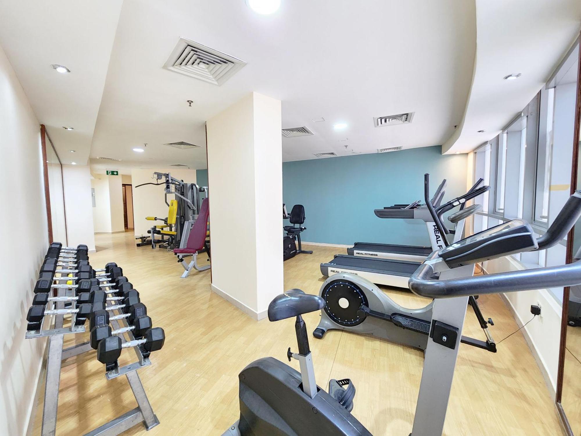 Rh-prime Location , Spacious 1 Bedroom Near Mall Of The Emirates Apartment *