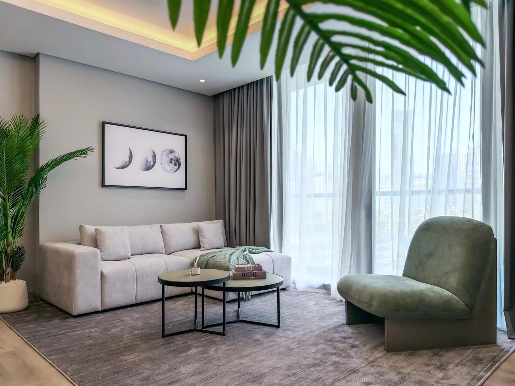 Majestic 2br Haven With Burj Khalifa View Dubai