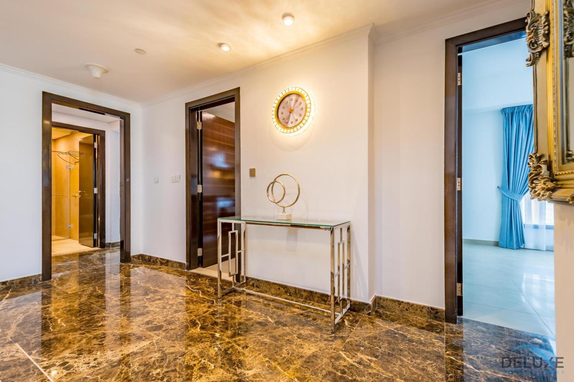 Spacious 2br At Sparkle Tower, Marina By Deluxe Homes Apartment