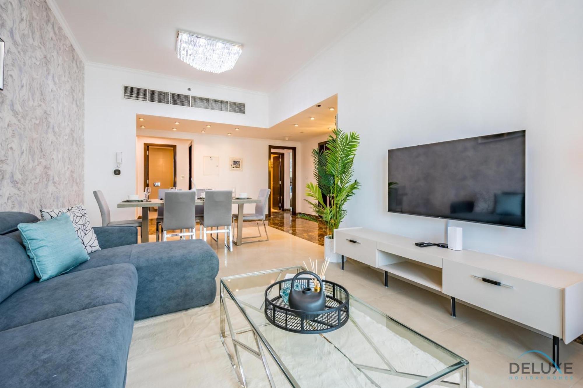 Spacious 2br At Sparkle Tower, Marina By Deluxe Homes Dubai