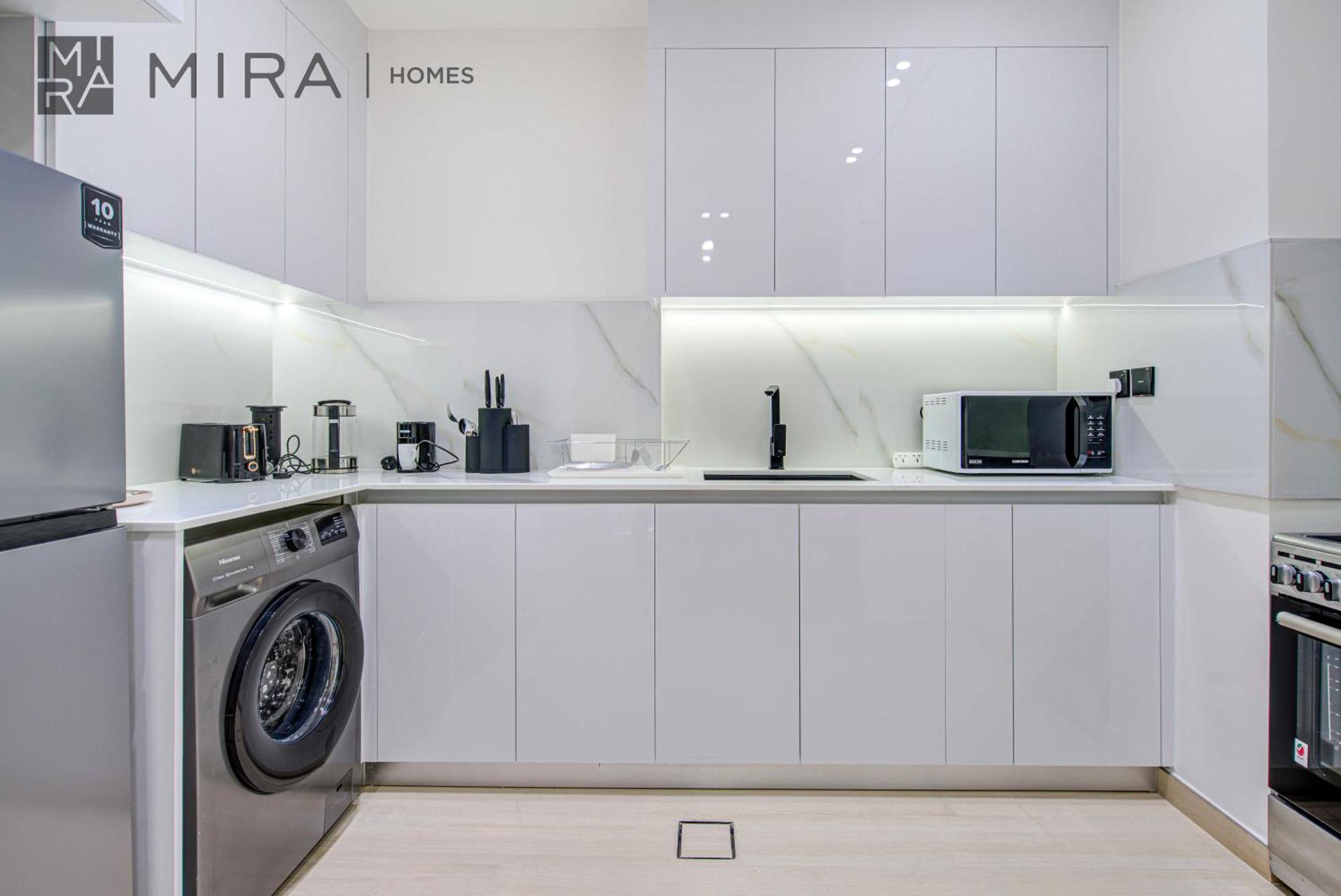 Apartment Mira Homes - Lovely Serviced With Pool Access