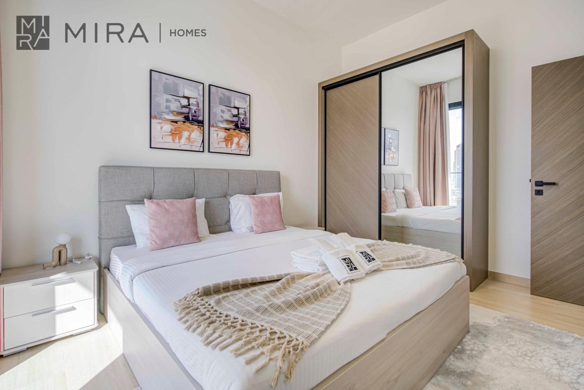 Mira Homes - Lovely Serviced With Pool Access