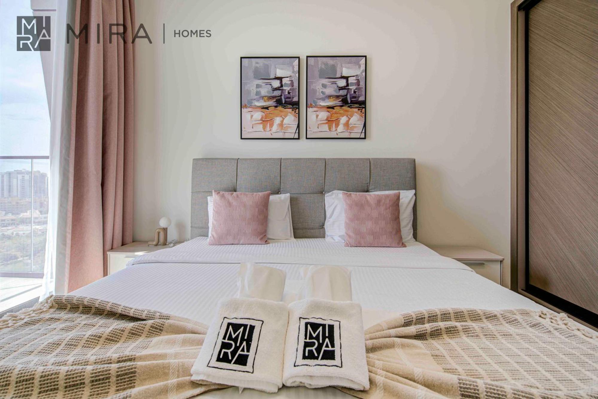 Mira Homes - Lovely Serviced With Pool Access Apartment