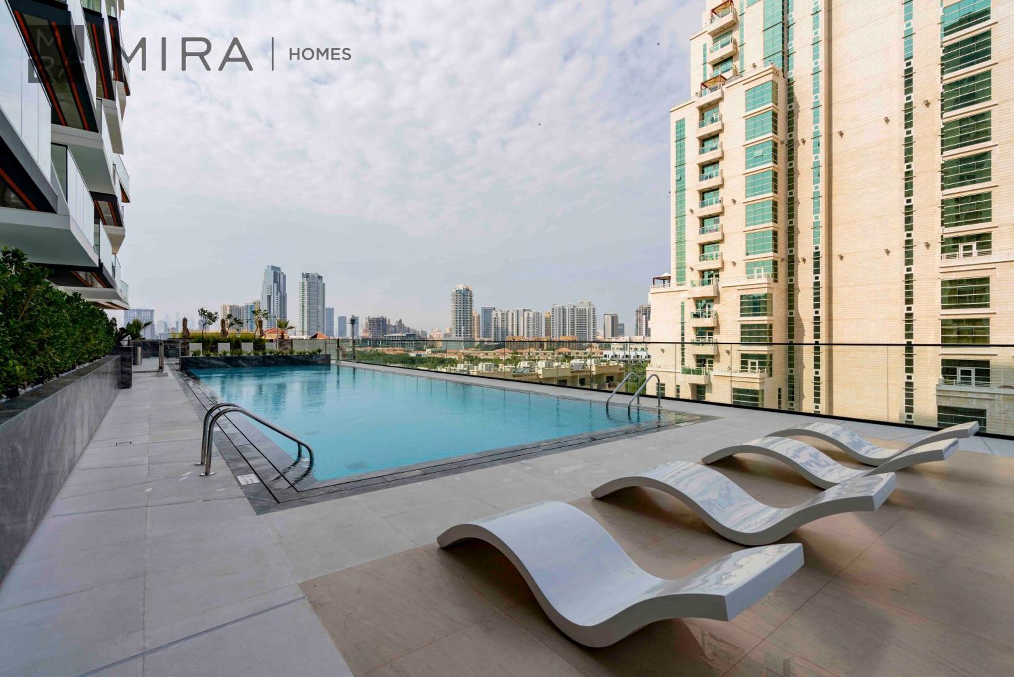 Mira Homes - Lovely Serviced With Pool Access