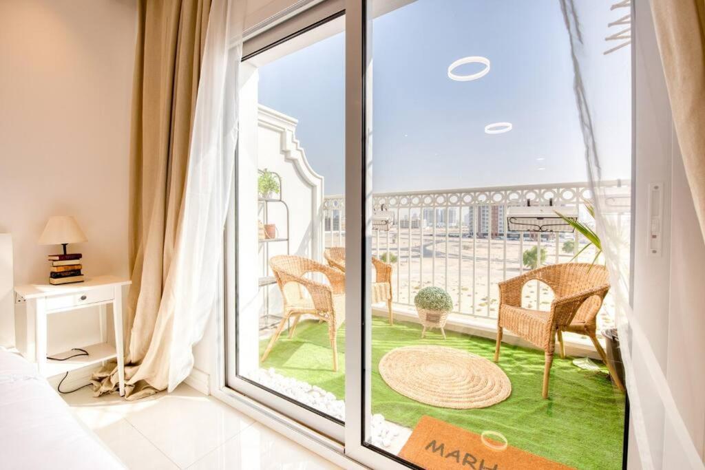Apartment In Vincitore Palacio Arjan