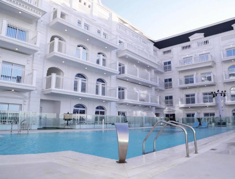 Apartment In Vincitore Palacio Arjan *