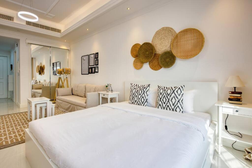 Apartment In Vincitore Palacio Arjan