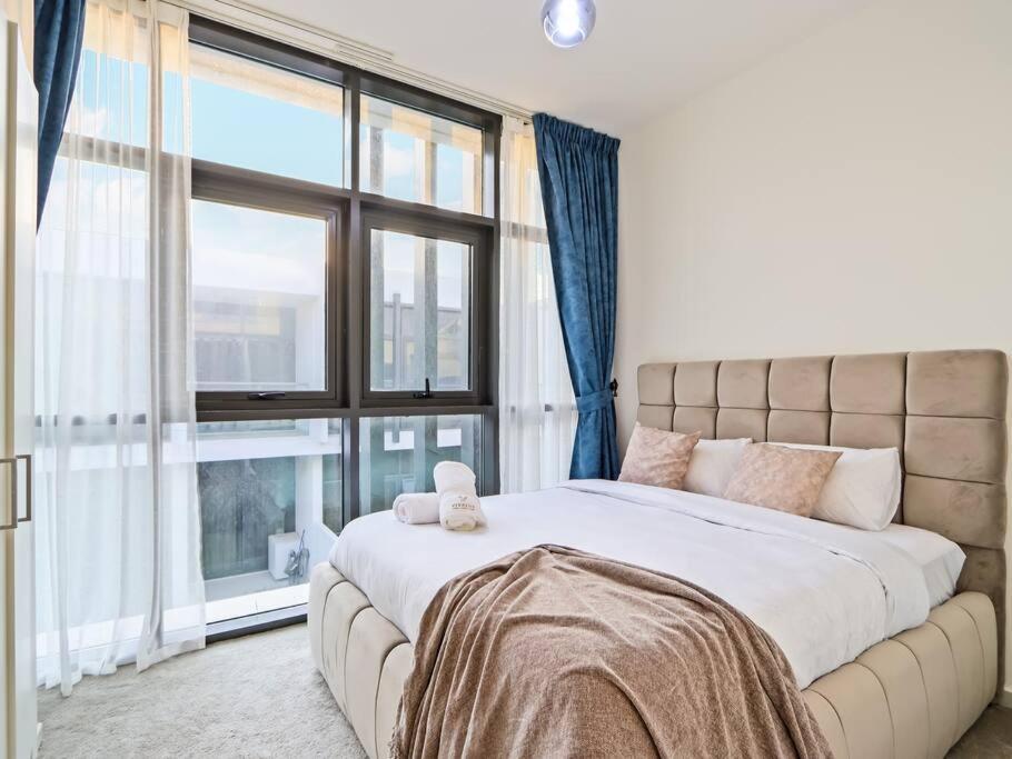 Fully Furnished With Terrace And Balcony Villa Dubai