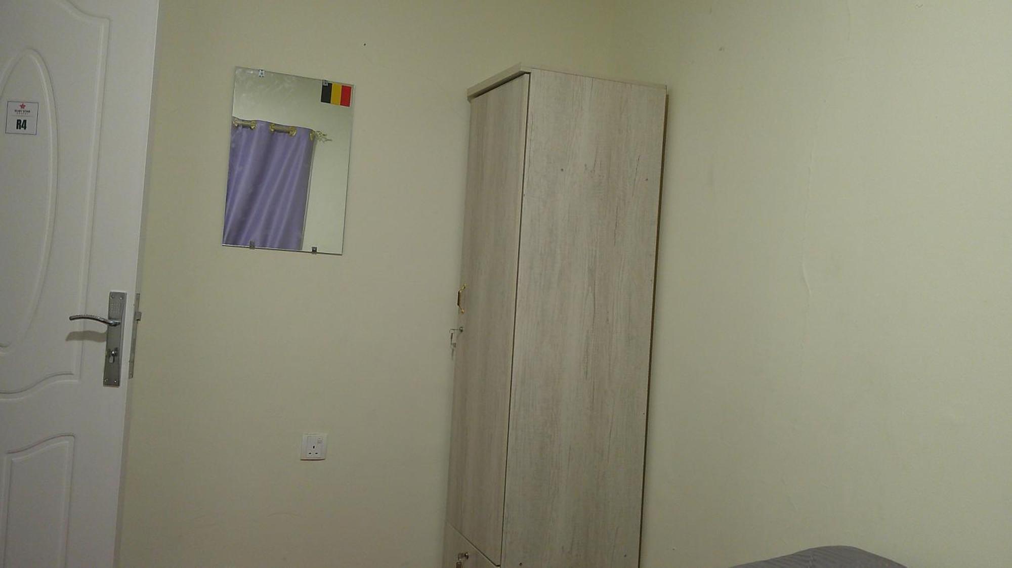 Hostel Ruby Star 303