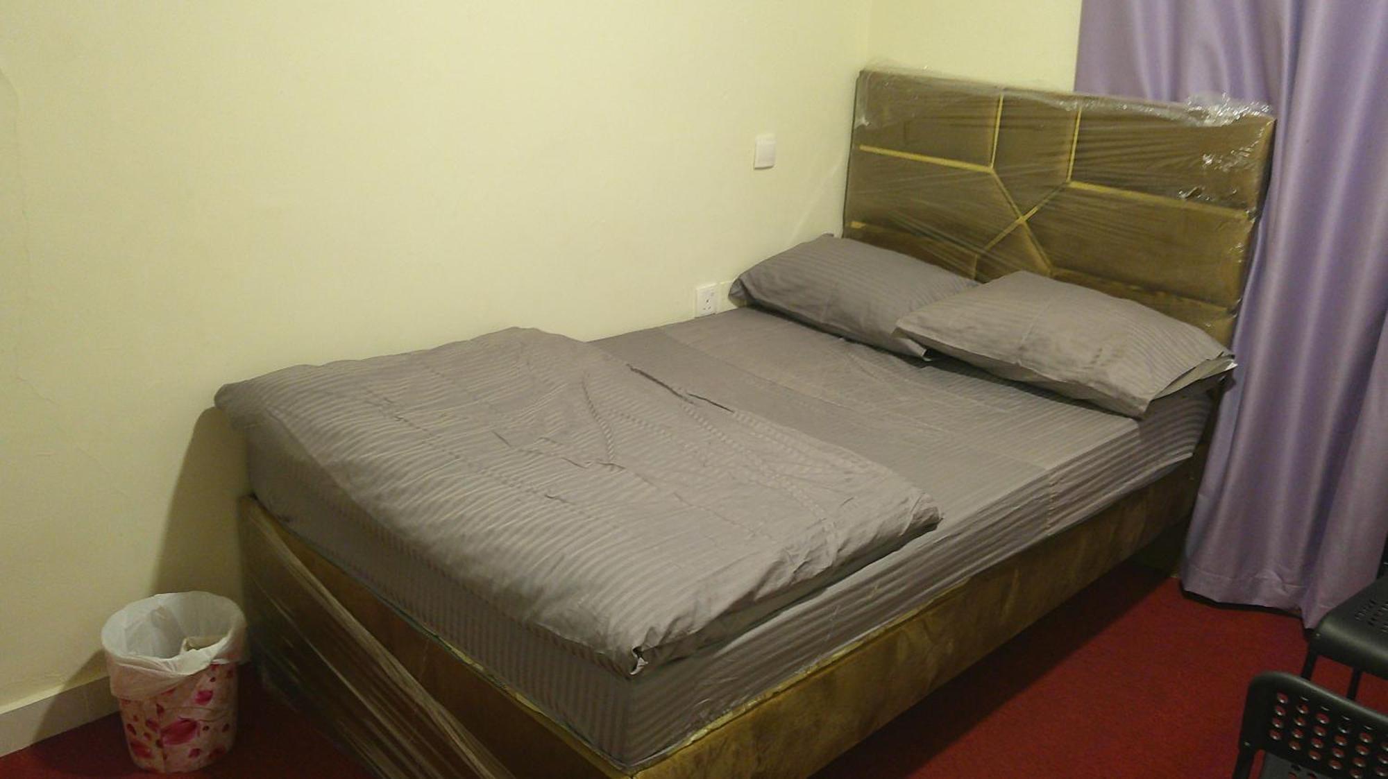 Hostel Ruby Star 303 *