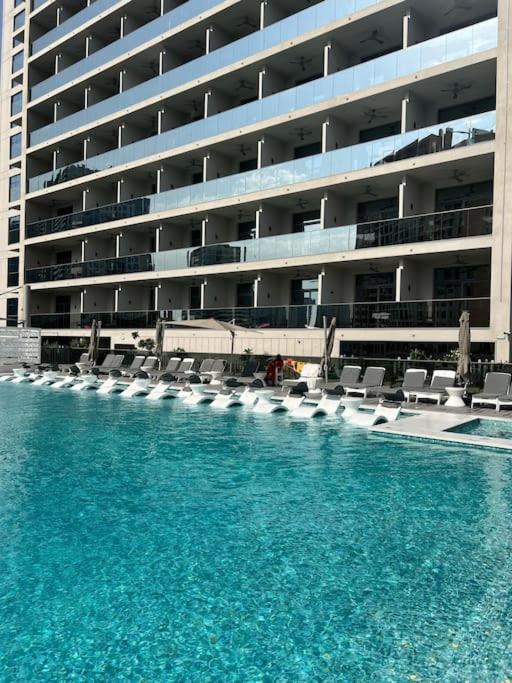Luxury In Mag 318 Business Bay - 1523 Apartment Dubai