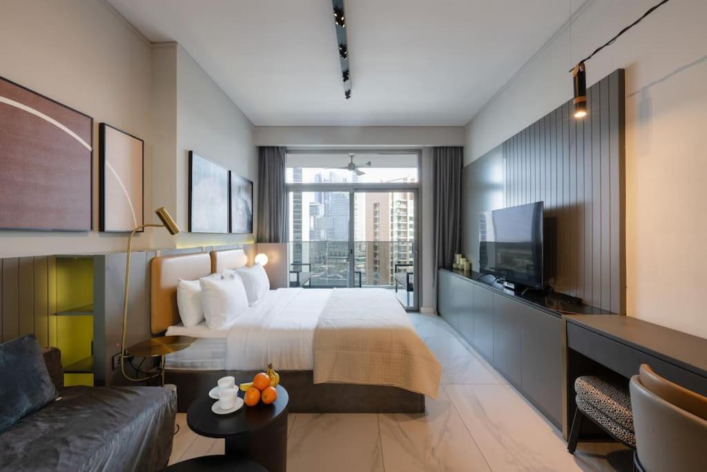 Luxury In Mag 318 Business Bay - 1523 * Dubai