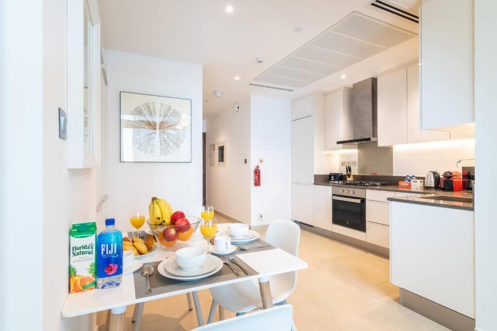 First Class 1br Extraordinary And Lavish Dubai