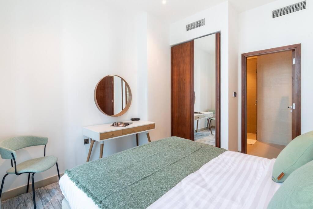 First Class 1br Extraordinary And Lavish Apartment Dubai