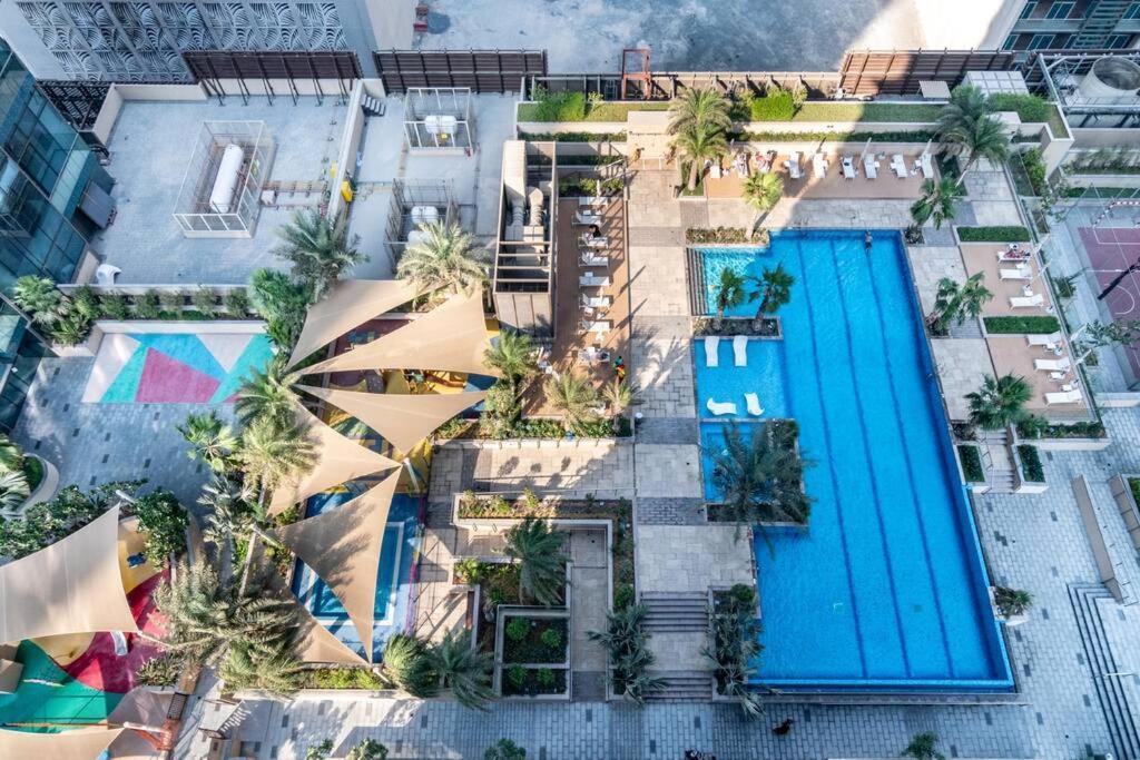 Apartment First Class 1br Extraordinary And Lavish Dubai