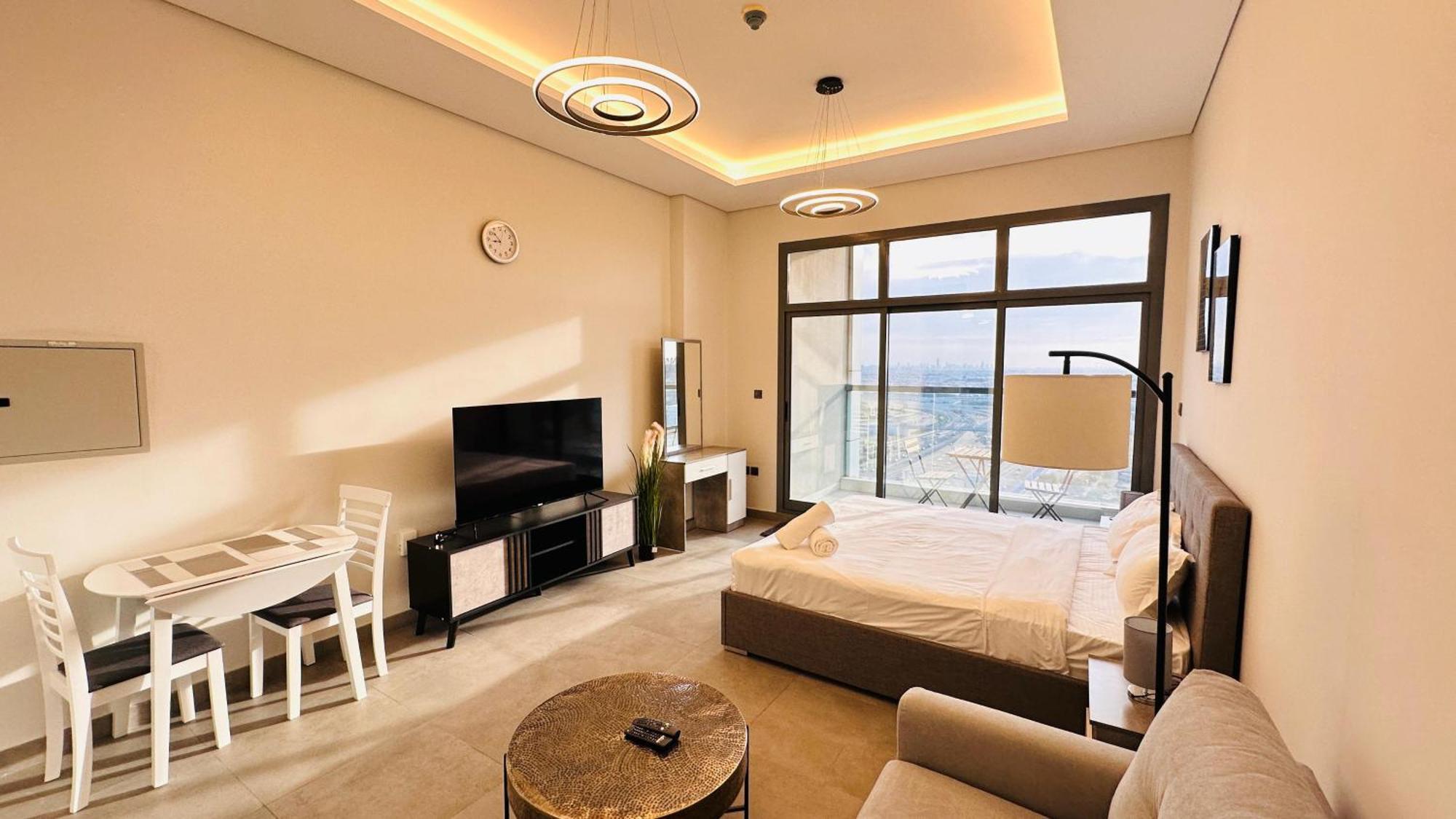 Upscale Burj View With Balcony Free Parking By Belvilla * Dubai