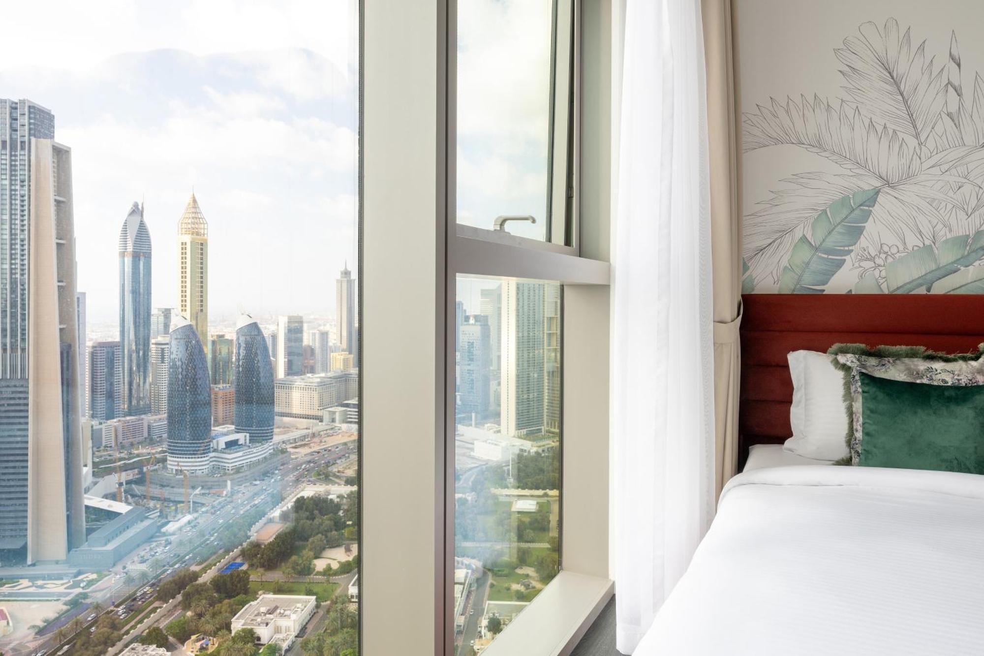 Magnificent - Lavish 3+ 1 Bedroom With Amazing Burj Khalifa View Apartment *