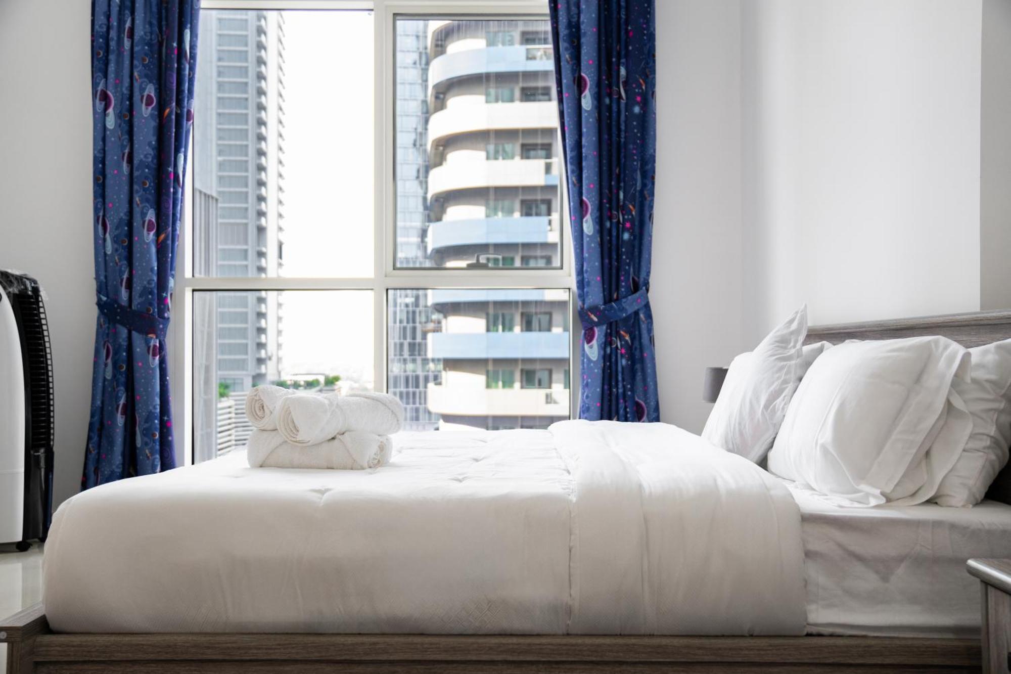 Apartment Elegant Escapes - Homely 1b In Dunya Tower *