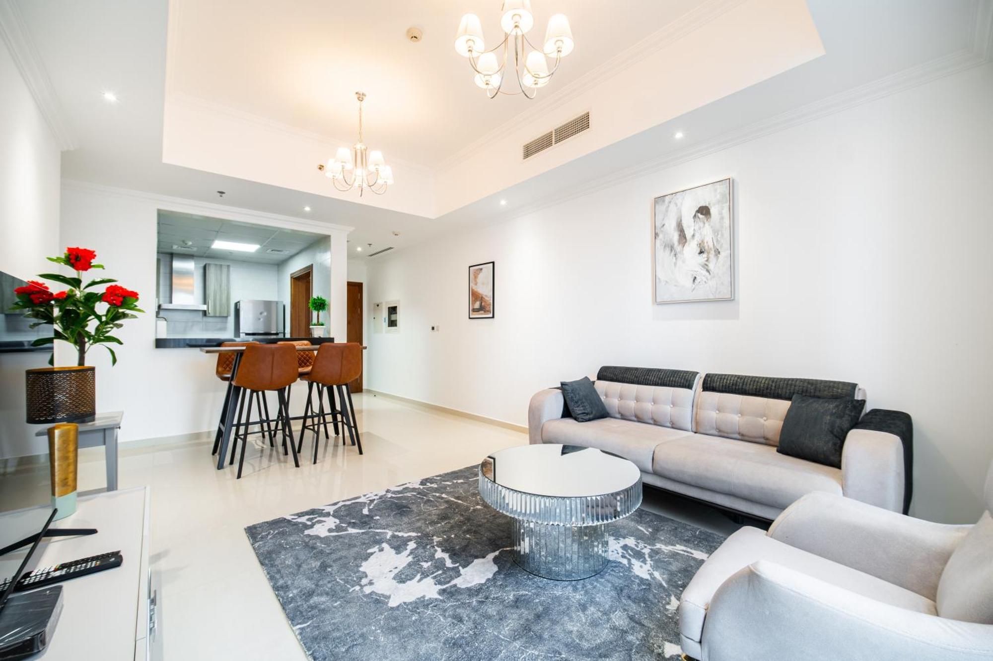 Elegant Escapes - Homely 1b In Dunya Tower Apartment Dubai