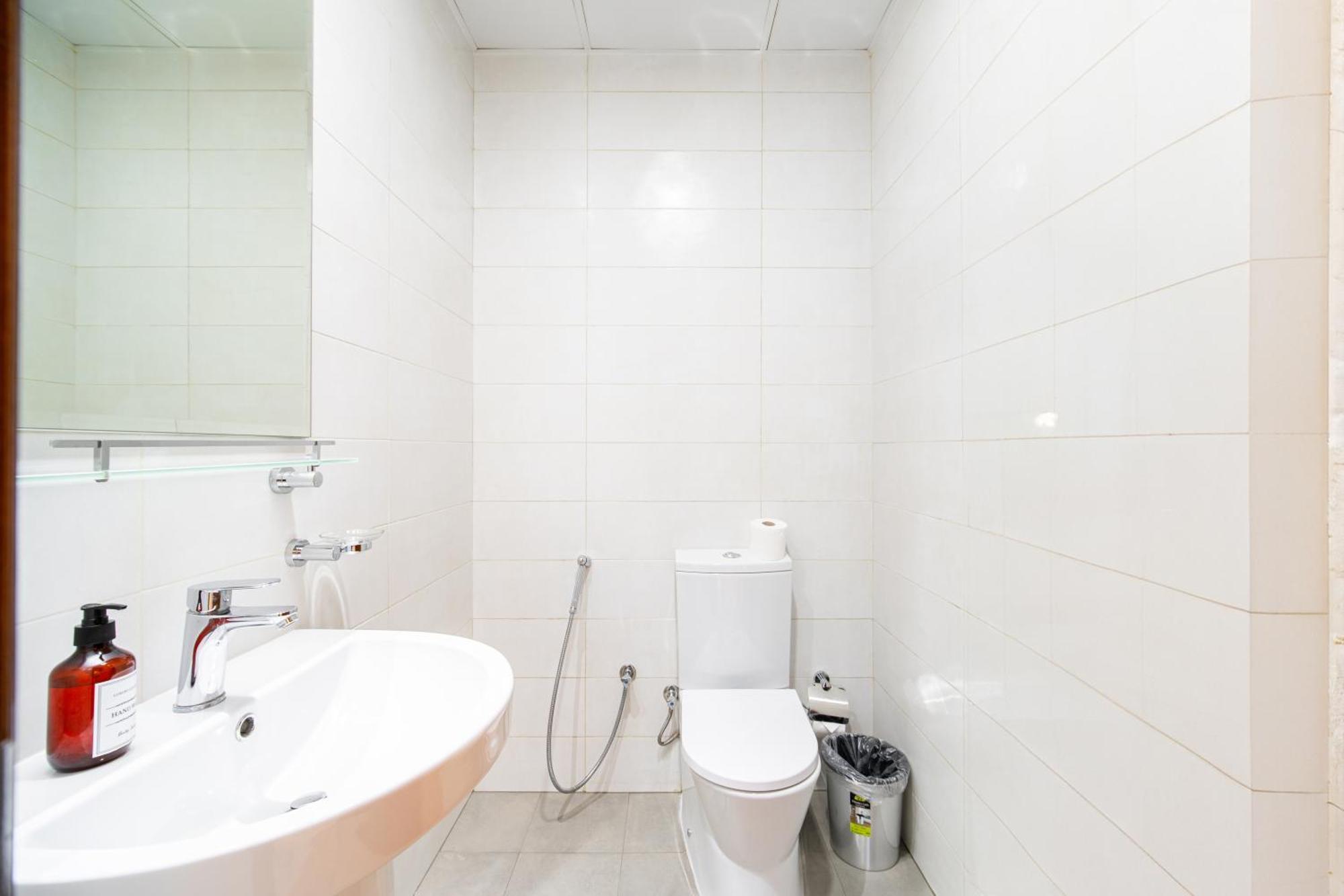 Apartment Elegant Escapes - Homely 1b In Dunya Tower *