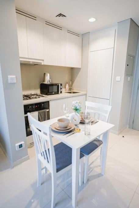 Luxury 1br Close To Burj Khalifa
