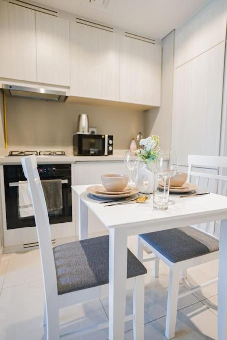 Luxury 1br Close To Burj Khalifa Apartment