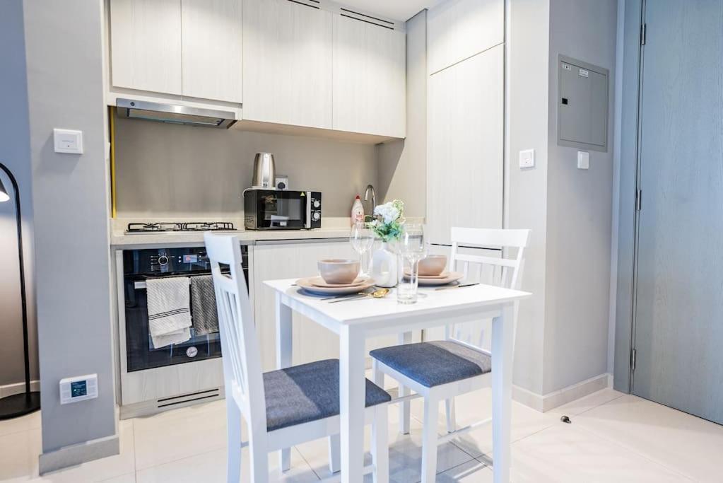 Luxury 1br Close To Burj Khalifa Apartment