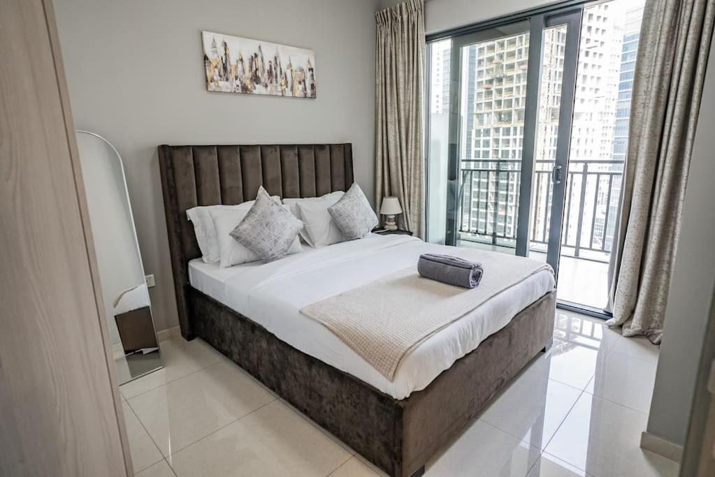Apartment Luxury 1br Close To Burj Khalifa *