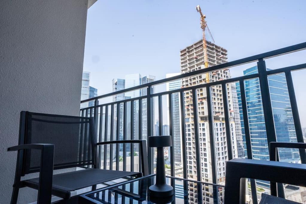 Luxury 1br Close To Burj Khalifa Apartment Dubai
