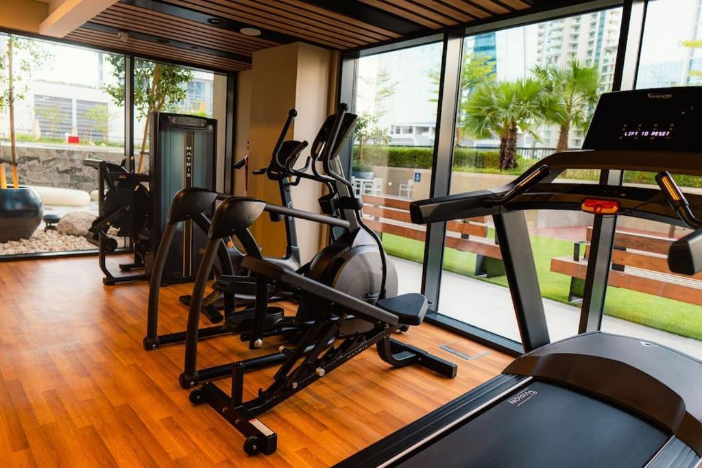 Luxury 1br Close To Burj Khalifa Dubai
