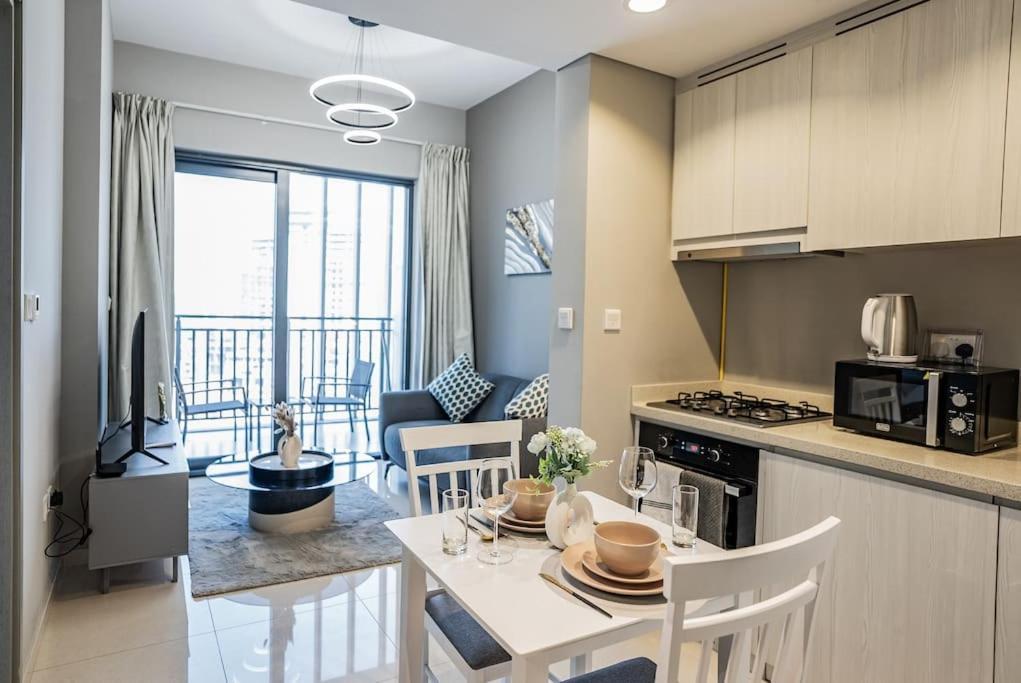 Luxury 1br Close To Burj Khalifa