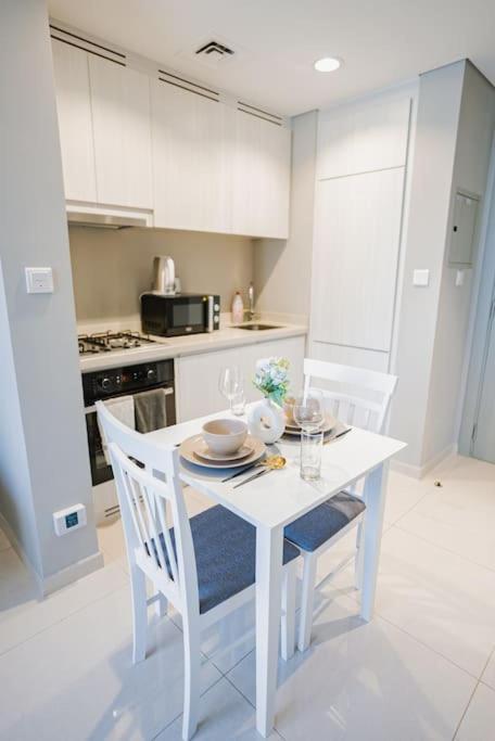 Apartment Luxury 1br Close To Burj Khalifa