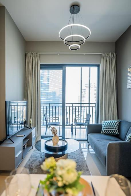 Apartment Luxury 1br Close To Burj Khalifa Dubai
