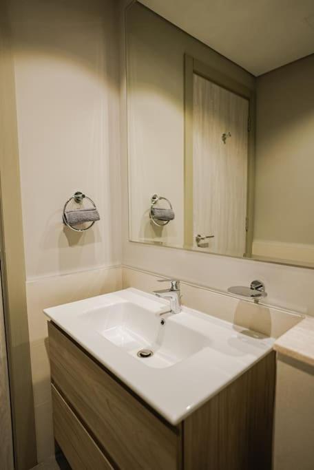 Luxury 1br Close To Burj Khalifa *